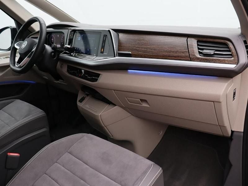 Gebraucht VW Multivan Style 245 PS (180 kW) 2025 Deep black perleffekt Van