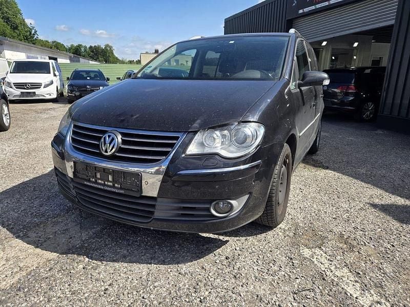 Schwarz Gebraucht 2009 VW Touran Van / Kleinbus | 4.500 € (Guter Preis) - Bild 1/4