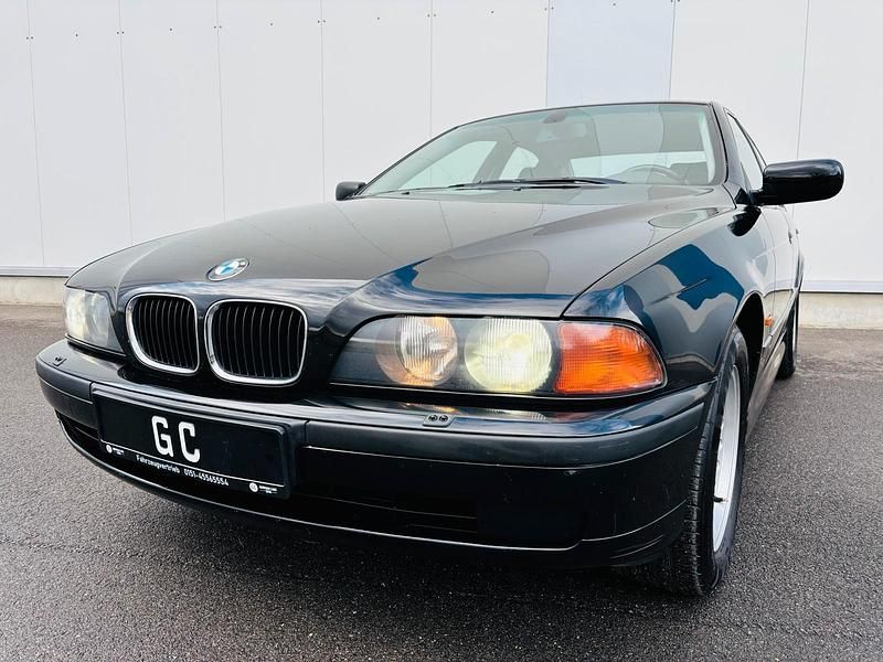 Gebraucht BMW 520 Shadowline 150 PS (110 kW) 2000 Schwarz Limousine