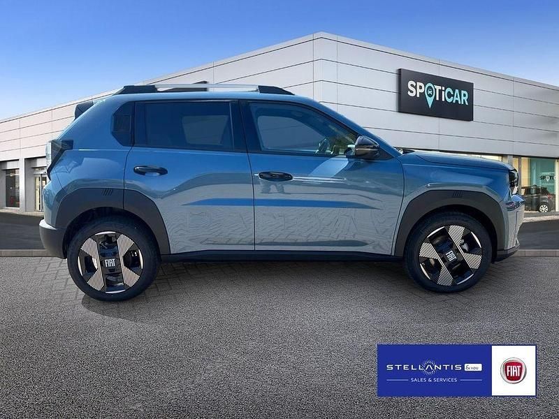 Neu Fiat Grande Panda La Prima 101 PS (74 kW) 2026 Blau Kleinwagen