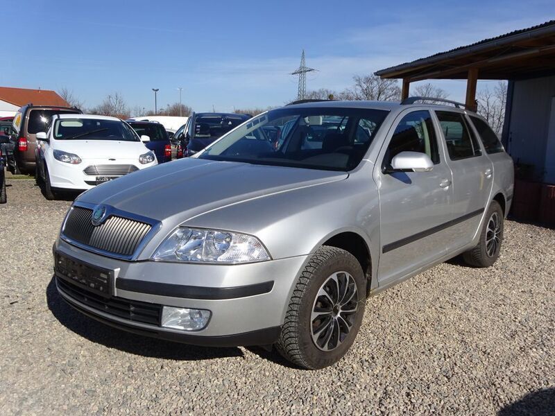 Silber Gebraucht 2006 Skoda Octavia Ambiente Kombi | 2.000 € (Etwas zu teuer) - Bild 1/4