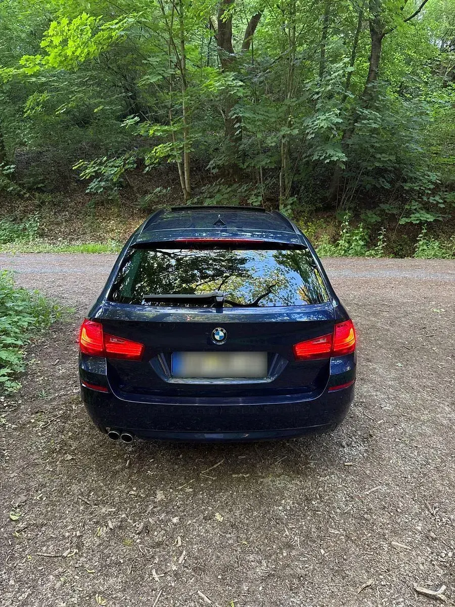 Gebraucht BMW 520 Performance 190 PS (139 kW) 2015 Blau Kombi