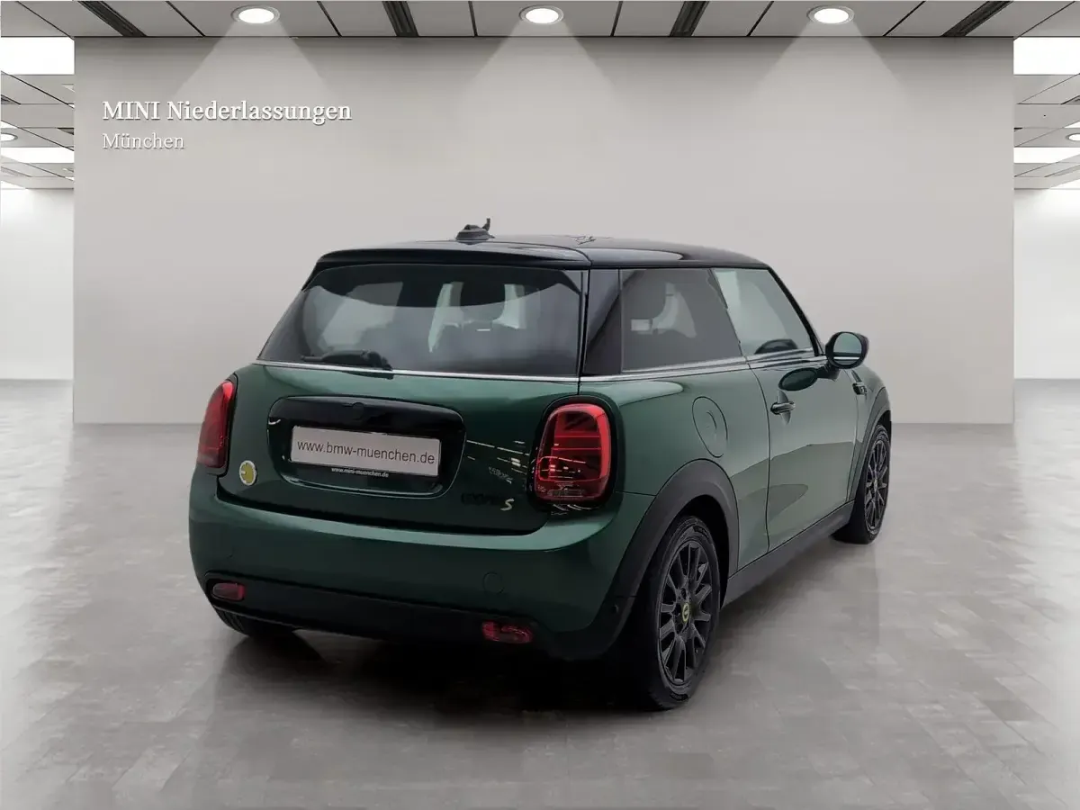 Gebraucht Mini Cooper SE 135 kW (184 PS) 2023 Grün Kleinwagen