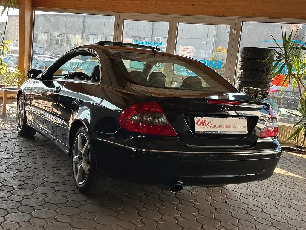 Gebraucht Mercedes CLK200 Avantgarde 184 PS (135 kW) 2007 Schwarz Coupé