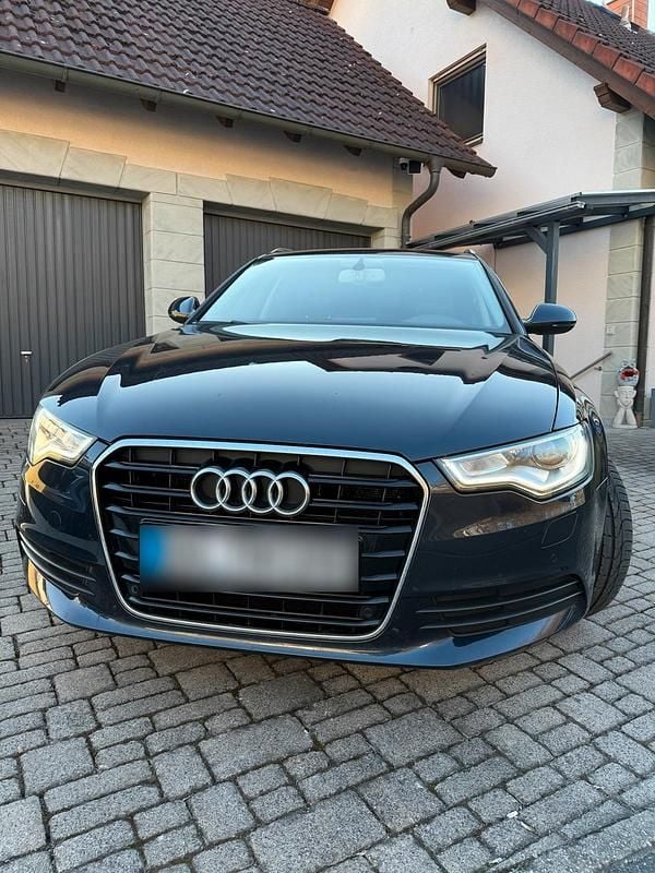 Gebraucht Audi A6 220 PS (161 kW) 2014 Blau Kombi