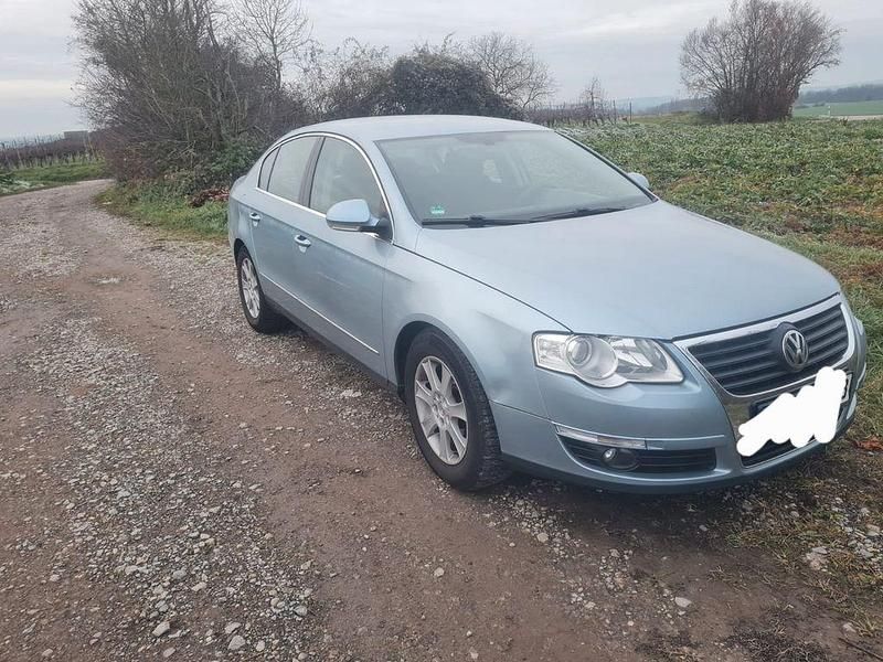 Gebraucht VW Passat Trendline 116 PS (85 kW) 2005 Blau Limousine