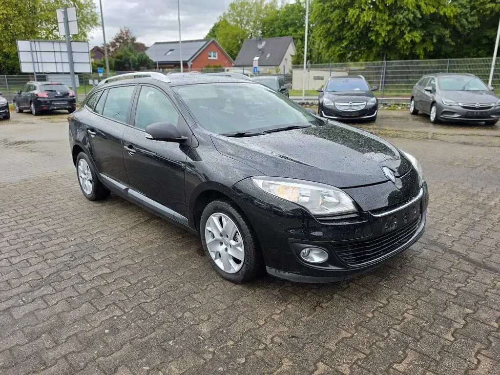 Gebraucht Renault Mégane 101 PS (74 kW) 2013 Schwarz Limousine