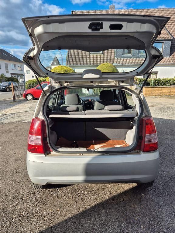 Gebraucht Kia Picanto 48 PS (35 kW) 2007 Silber Kleinwagen