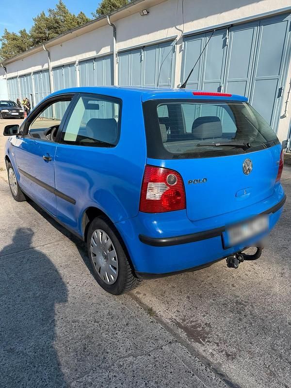 Gebraucht VW Polo 63 PS (46 kW) 2001 Blau Kleinwagen