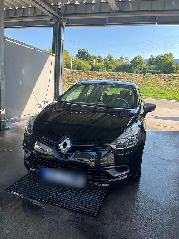 Schwarz Gebraucht 2018 Renault Clio IV GT-Line Kleinwagen | 9.400 € (Etwas zu teuer) - Bild 1/4