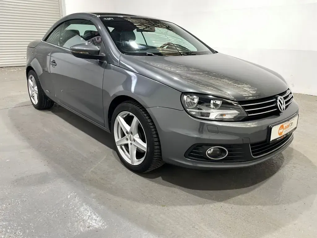 Gebraucht VW Eos Sportline 140 PS (102 kW) 2013 Grau Cabrio