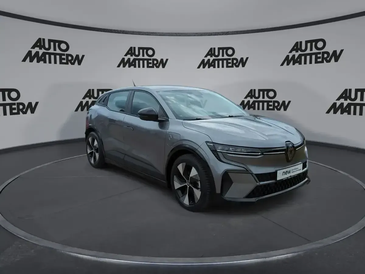 Gebraucht Renault Megane E-Tech Equilibre 160 kW (218 PS) 2022 Grau Limousine
