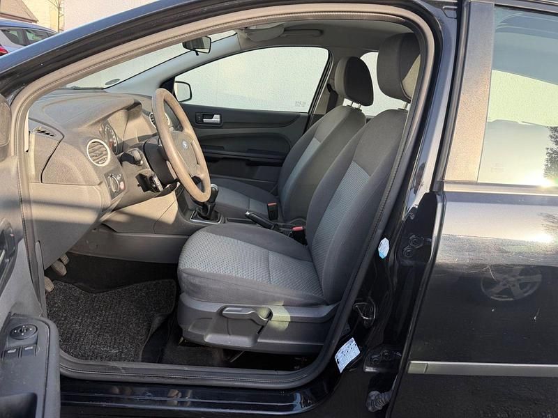 Gebraucht Ford Focus 125 PS (91 kW) 2006 Schwarz Kombi