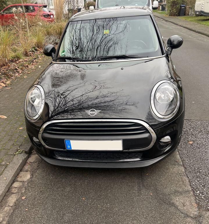 Gebraucht Mini ONE 102 PS (75 kW) 2019 Schwarz Kleinwagen
