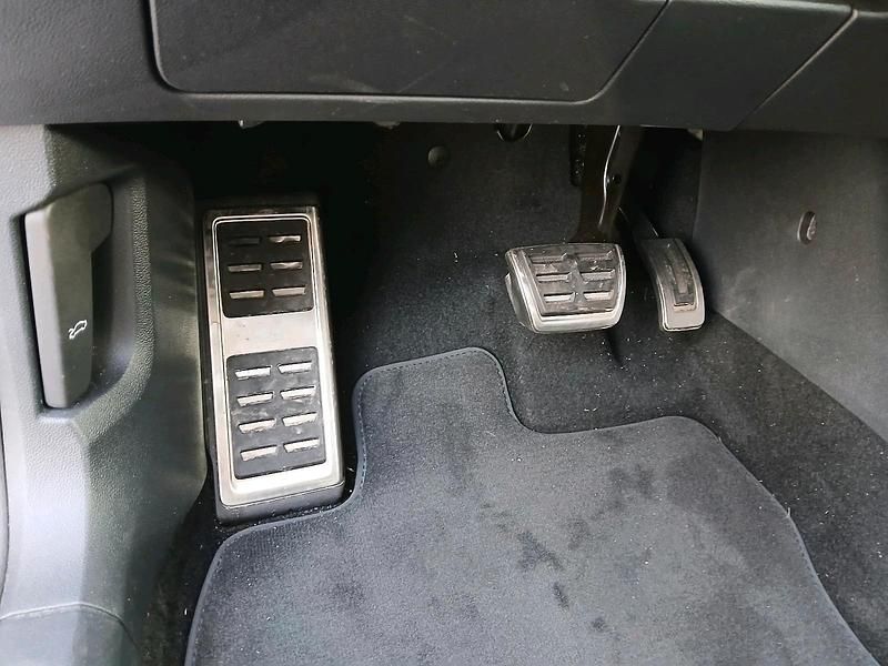 Gebraucht VW T-Roc Move 150 PS (110 kW) 2024 Weiß SUV