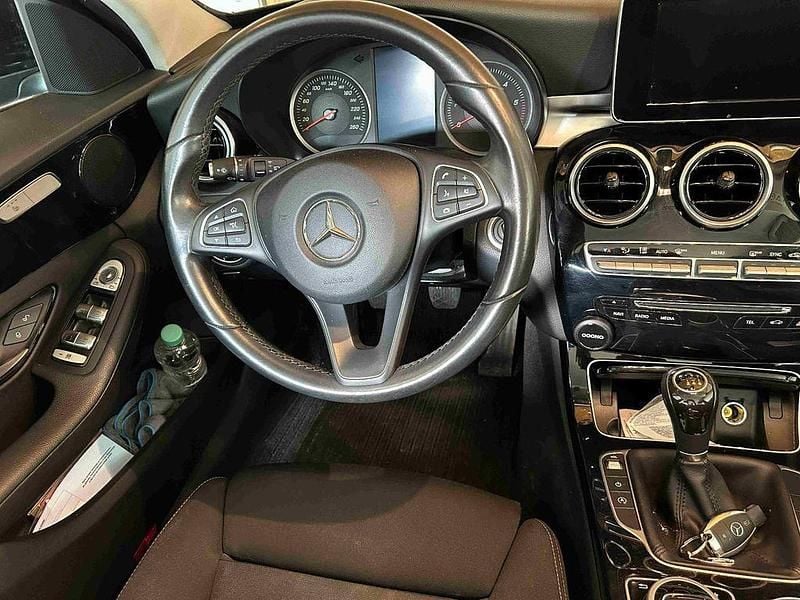 Gebraucht Mercedes 200 136 PS (100 kW) 2016 Schwarz Kombi