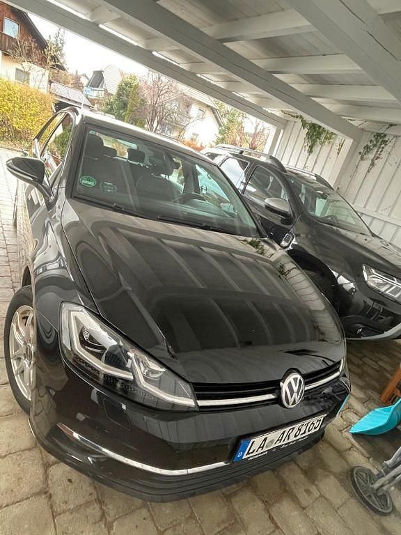 Gebraucht VW Golf VII Highline 150 PS (110 kW) 2017 Schwarz Limousine