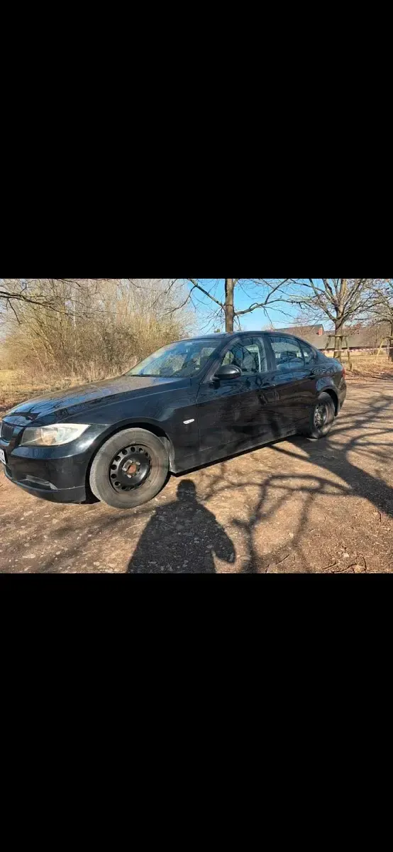 Second-hand BMW 320 150 CP (110 kW) 2006 Negru Berlinǎ