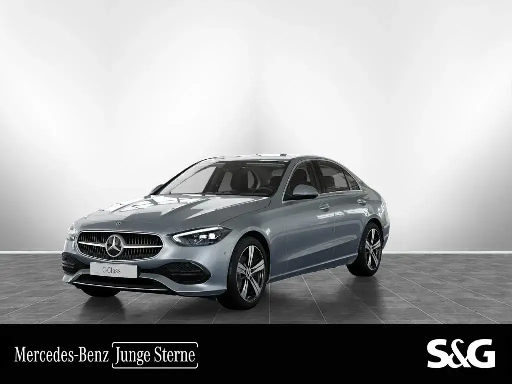 Gebraucht Mercedes C180 Avantgarde 170 PS (125 kW) 2025 Limousine