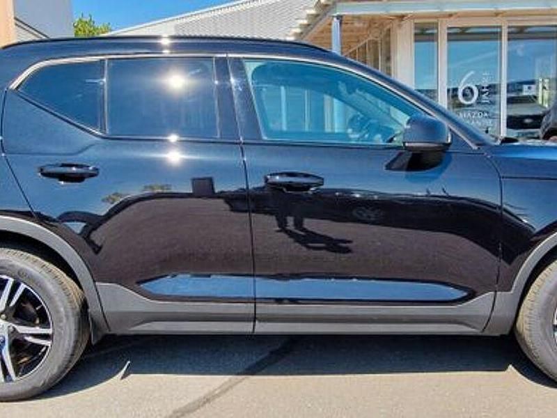 Gebraucht Volvo XC40 Plus 163 PS (119 kW) 2024 Onyx black / metallic SUV