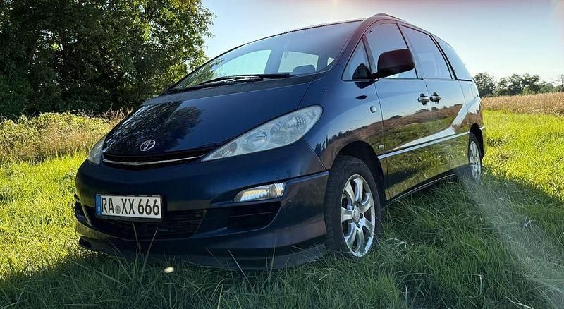Blau Gebraucht 2006 Toyota Previa Executive Van / Kleinbus | 4.600 € - Bild 1/4