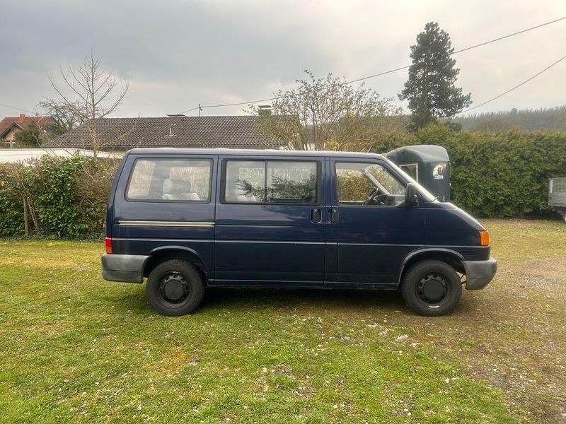 Gebraucht VW T4 110 PS (80 kW) 1996 Blau Van