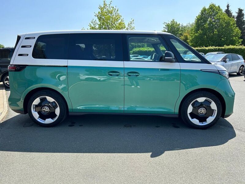 Gebraucht VW ID. Buzz Pro 150 kW (204 PS) 2023 Weiß Van / Kleinbus