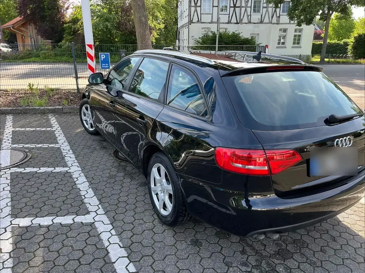 Gebraucht Audi A4 143 PS (105 kW) 2008 Schwarz Kombi