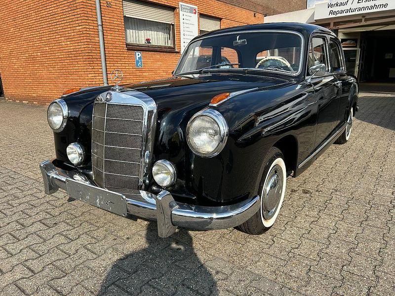 Gebraucht Mercedes 219 90 PS (66 kW) 1958 Schwarz Limousine