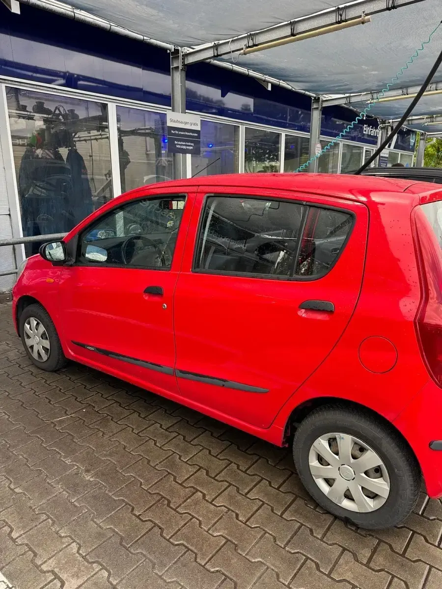 Brugt Daihatsu Cuore 2009 Rød Hatchback
