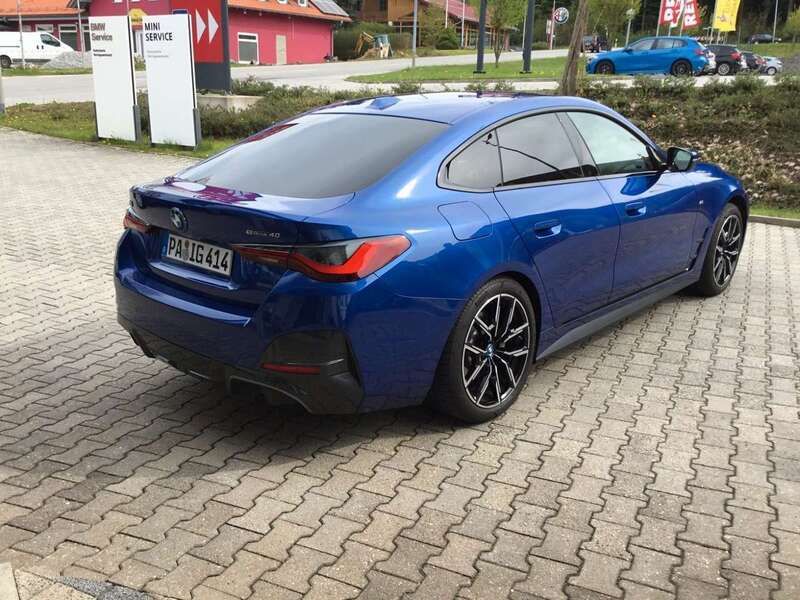 Verkauft BMW i4 eDrive40 M Sport Live ., gebraucht 2022, 10.900 km in ...