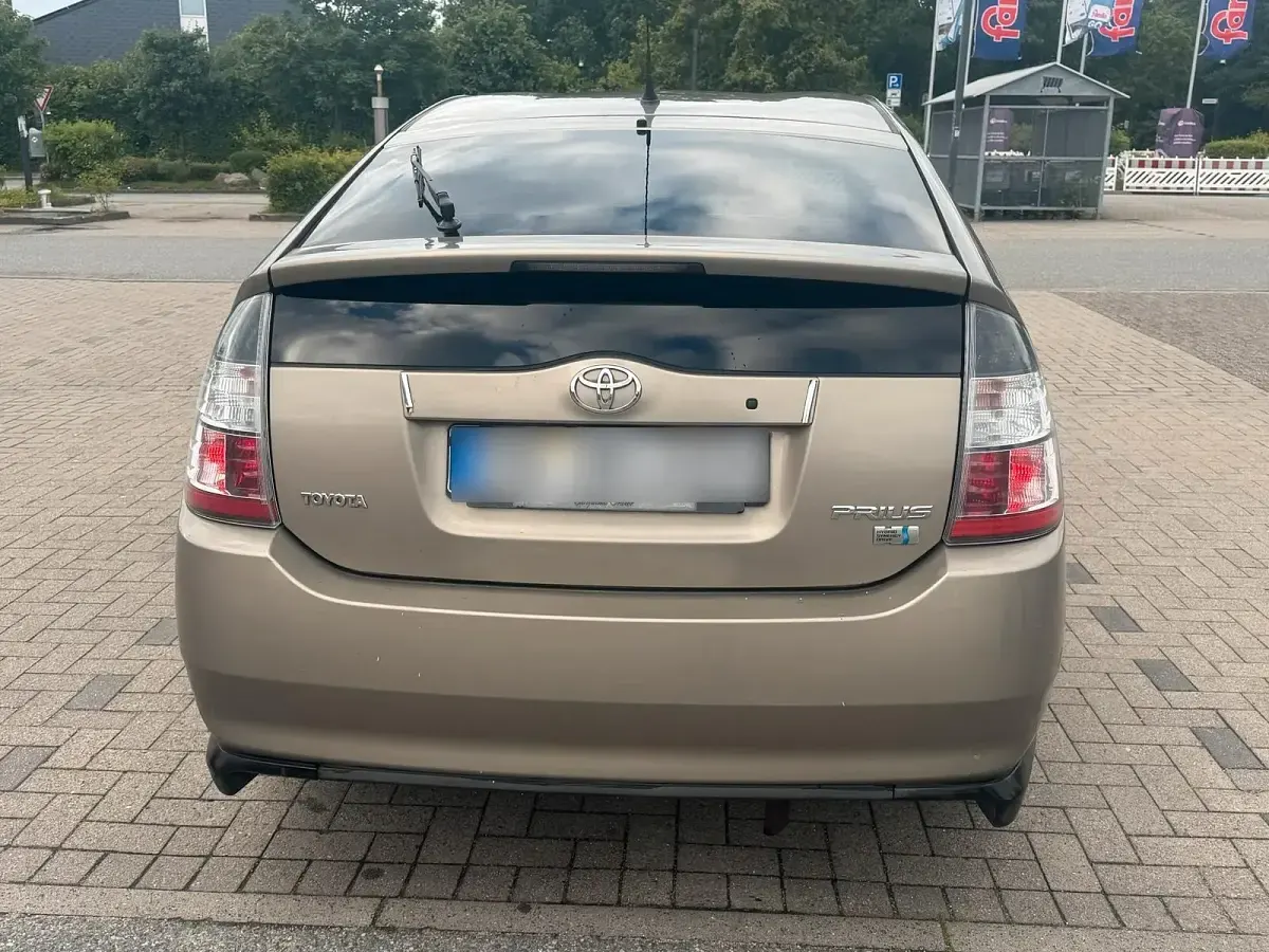 Gebraucht Toyota Prius 113 PS (83 kW) 2005 Kleinwagen