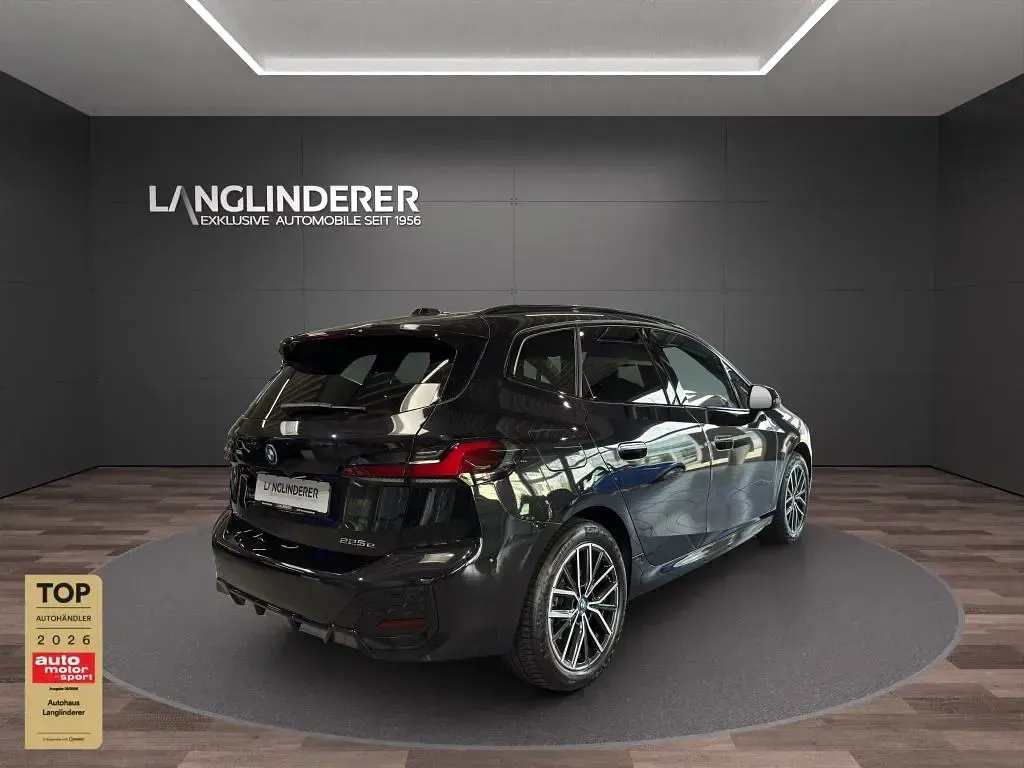 Gebraucht BMW 225 Active Tourer M Sport 245 PS (180 kW) 2025 Black sapphire metallic Van / Kleinbus