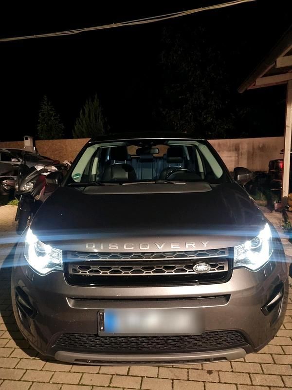 Grau Gebraucht 2016 Land Rover Discovery Sport HSE SUV | 15.900 € (Fairer Preis) - Bild 1/4