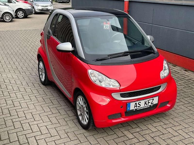 Gebraucht Smart ForTwo Coupé 71 PS (52 kW) 2012 Rot Coupé