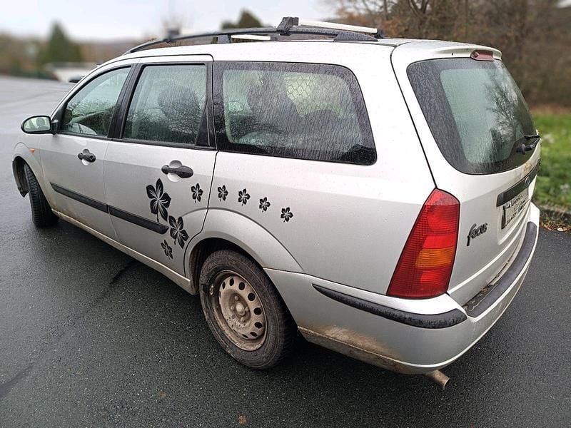 Gebraucht Ford Focus 101 PS (74 kW) 2004 Silber Kombi