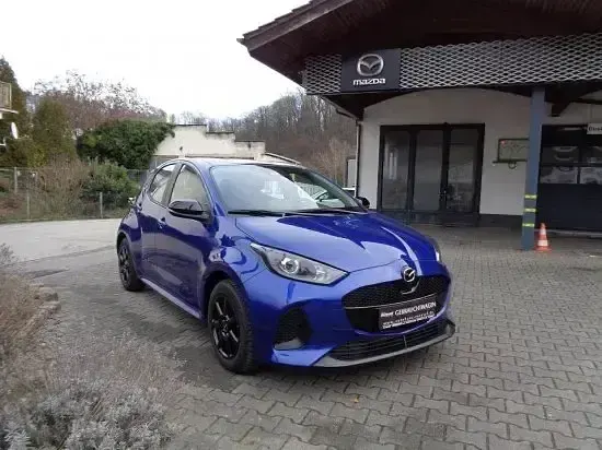 Gebraucht Mazda 2 Exclusive-Line 116 PS (85 kW) 2024 Glass blue (metallic) Kleinwagen