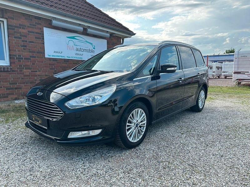 Schwarz Gebraucht 2017 Ford Galaxy Titanium Van / Kleinbus | 11.900 € (Superpreis) - Bild 1/4