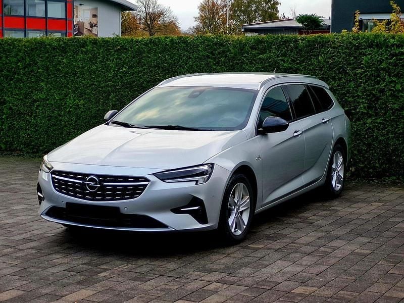 Gebraucht Opel Insignia Elegance 174 PS (127 kW) 2021 Silber Kombi