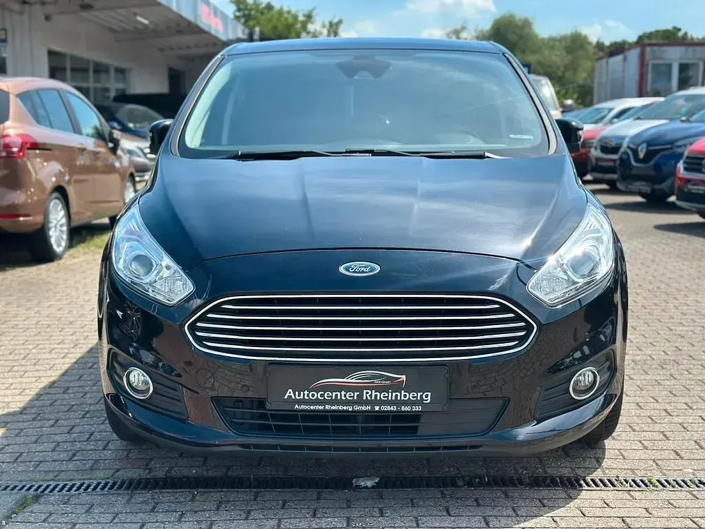 Gebraucht Ford S-MAX Business Edition 160 PS (117 kW) 2017 Shadow black Van / Kleinbus