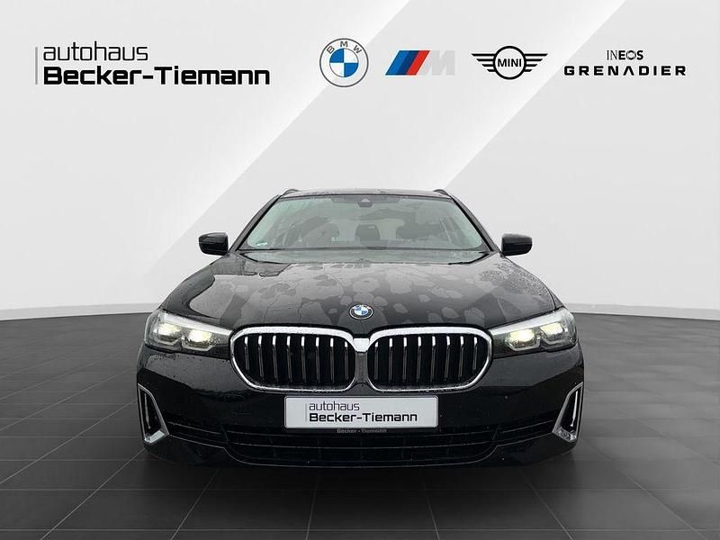Gebraucht BMW 520 Efficient Dynamics 190 PS (139 kW) 2020 Schwarz ii Kombi