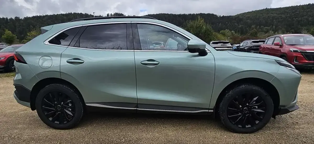 Neu Forthing T5 EVO 177 PS (130 kW) 2026 Shining m4 green SUV