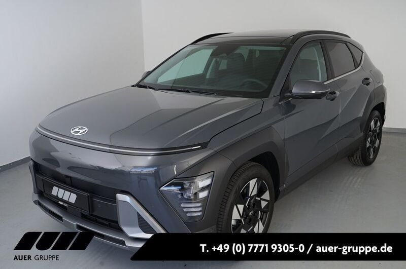 Grau Neu 2025 Hyundai Kona Prime SUV | 34.490 € (Etwas zu teuer) - Bild 1/4