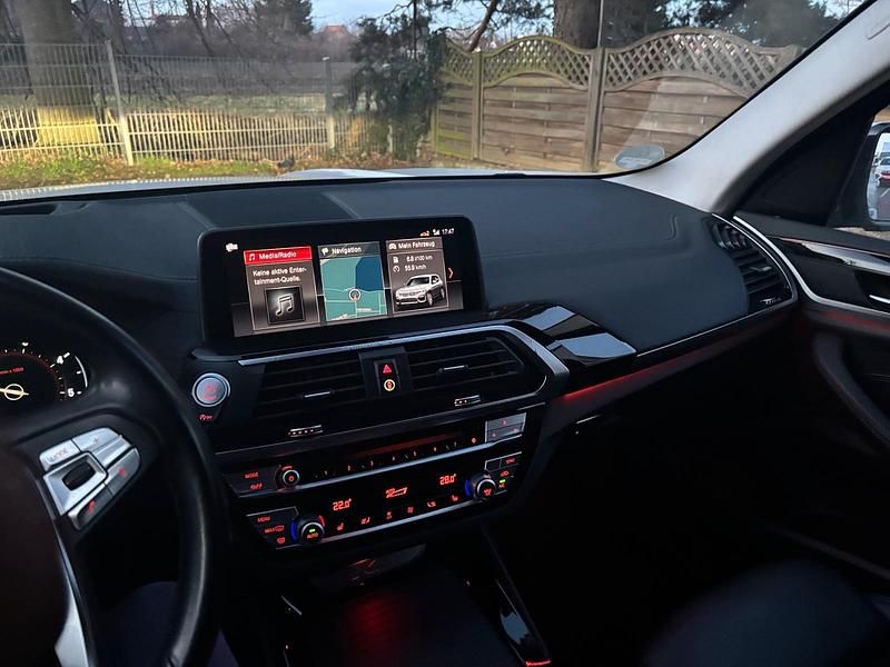 Gebraucht BMW X3 190 PS (139 kW) 2019 Weiß SUV