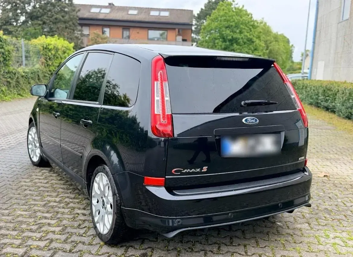 Gebraucht Ford Focus 110 PS (80 kW) 2011 Schwarz Kleinwagen