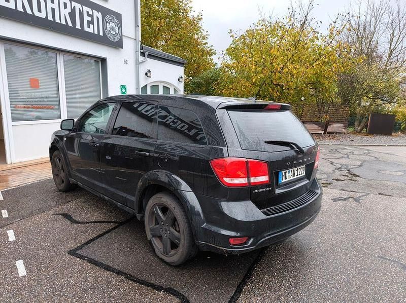 Schwarz Gebraucht 2014 Dodge Journey SUV | 8.100 € - Bild 1/4