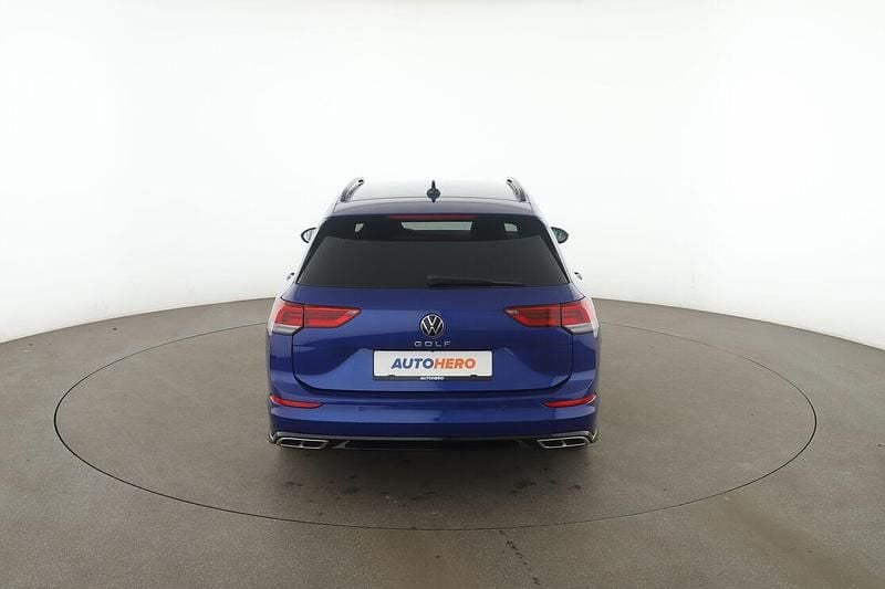 Gebraucht VW Golf VIII R-line 190 PS (139 kW) 2022 Blau Kombi