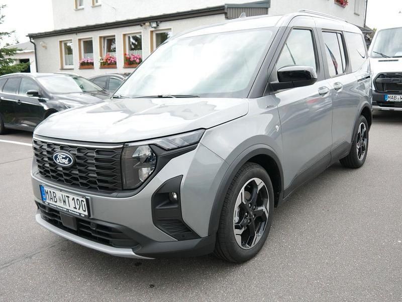 Gebraucht Ford Tourneo Courier Active 125 PS (91 kW) 2025 Solarsilber Van / Kleinbus