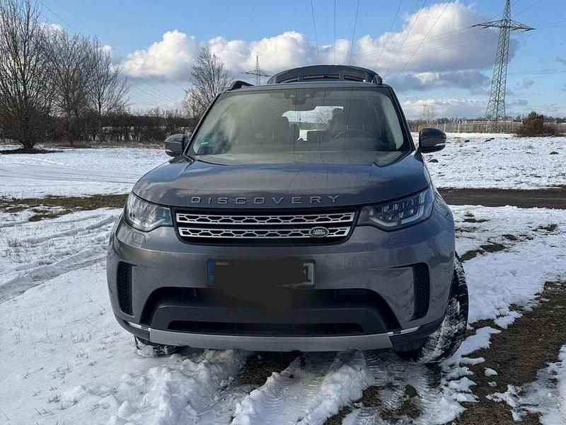 Grau Gebraucht 2017 Land Rover Discovery 5 HSE SUV | 27.500 € (Fairer Preis) - Bild 1/4