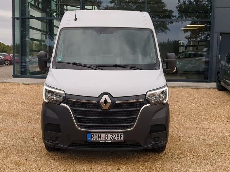 Second-hand Renault Master 56 kW (77 CP) 2022 Alb Van